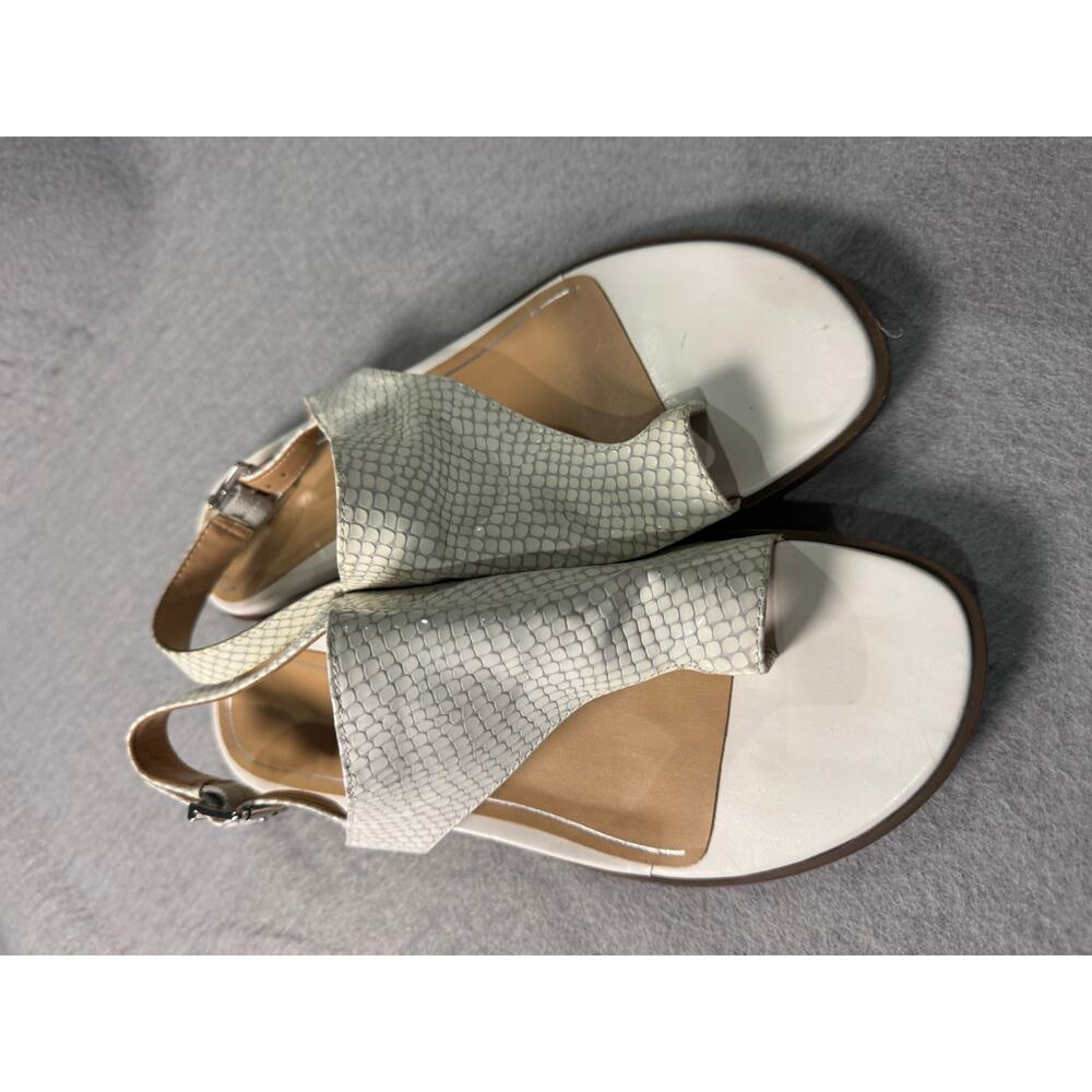 Vionic Ella II White Lizard Print Leather Sandals - Picture 2 of 7
